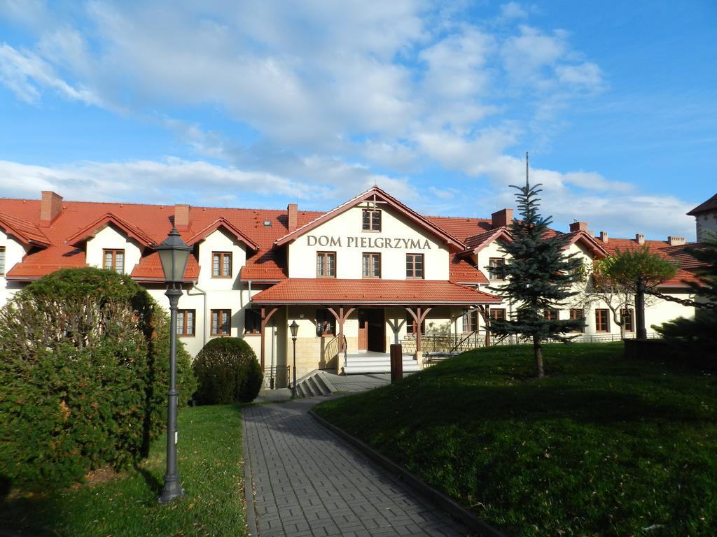 Hotel Dom Pielgrzyma à Kalwaria Zebrzydowska Extérieur photo