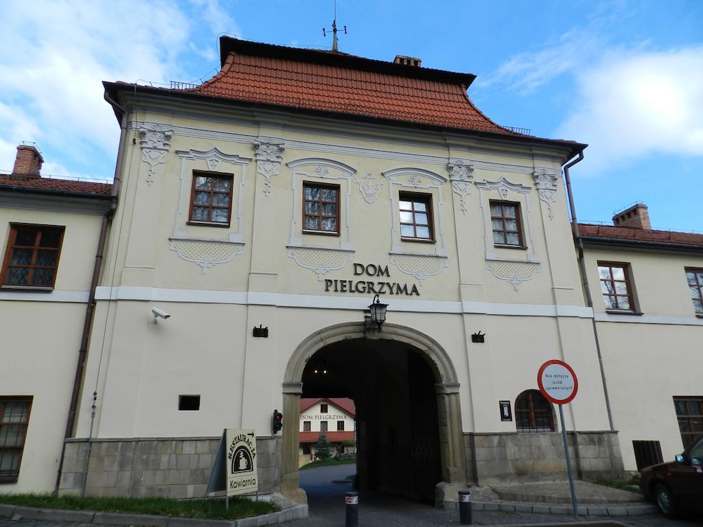 Hotel Dom Pielgrzyma à Kalwaria Zebrzydowska Extérieur photo