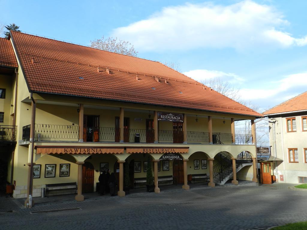 Hotel Dom Pielgrzyma à Kalwaria Zebrzydowska Extérieur photo